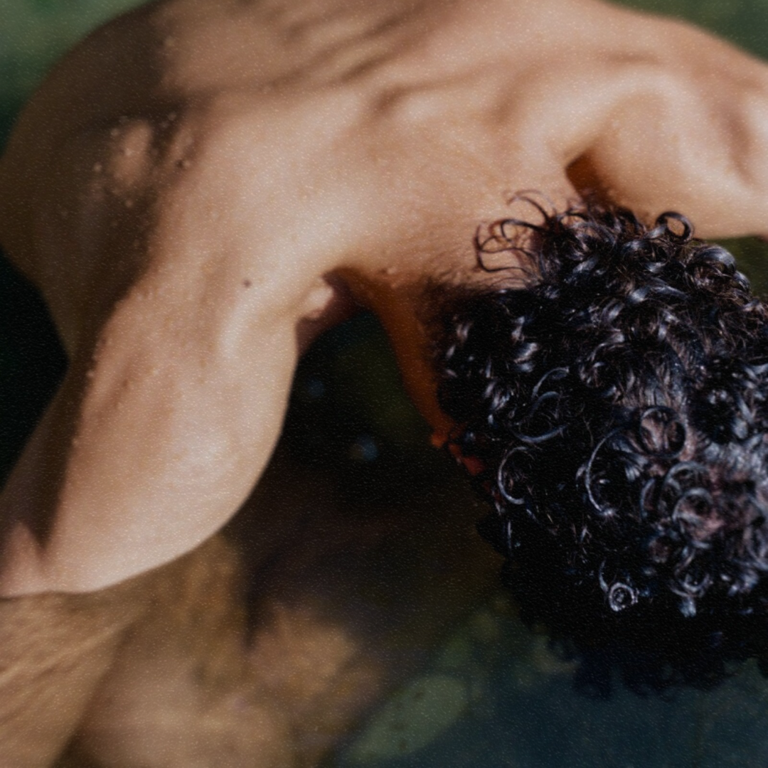 The Benefits of Sulfate-Free Shampoo: A Kinder Cleanse for Scalp, Hair & Planet