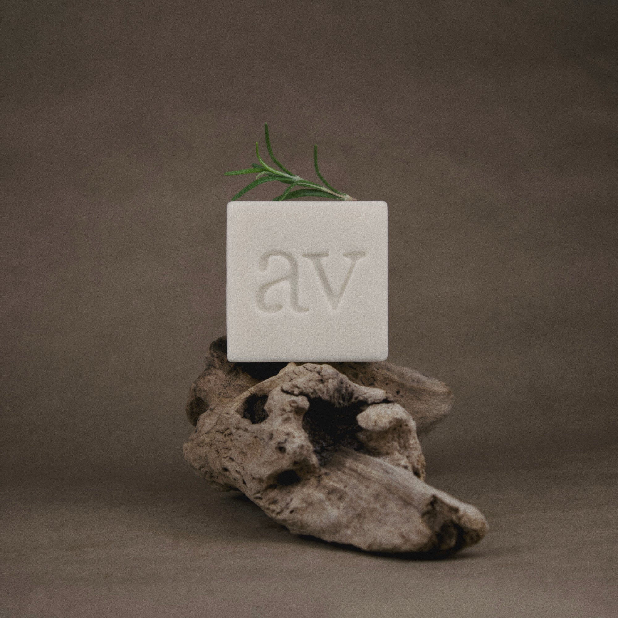 Rosemary Hair Blok Aardvel Solid Shampoo Bar Hair, Hair Care, Hair Cleanser, hair loss, Hair Strengthening, hairloss, Rosemary, Rosemary Shampoo, Shampoo, Shampoo Bar, Stimulating, thinning hair